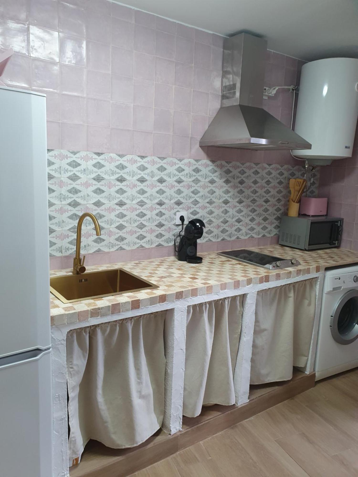 Apartamentos Callampa Torrejón el Rubio Exterior foto